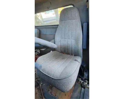 International 4700 Seat, Front