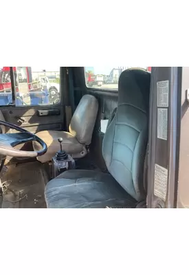 International 4700 Seat (Mech Suspension Seat)