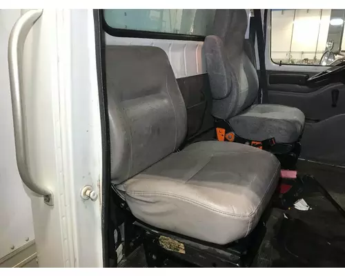 Seat, Front International 4700 Vander Haags Inc Sf