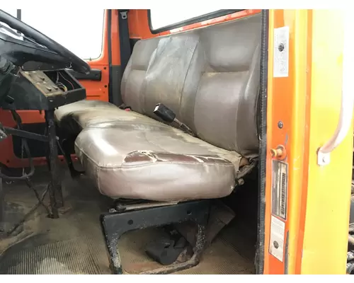 International 4700 Seat (non-Suspension)