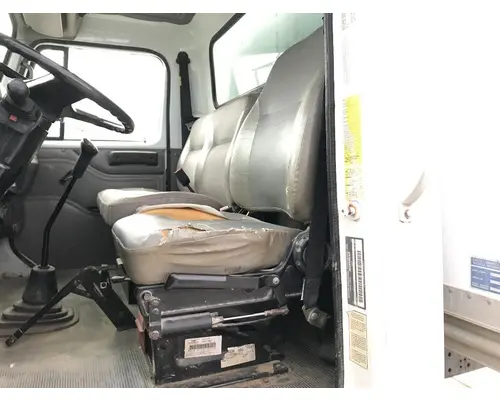 Seat, Front International 4700 Vander Haags Inc Cb