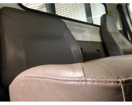 Seat, Front International 4700 Vander Haags Inc WM