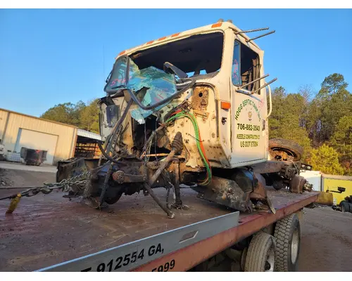 Spindle / Knuckle, Front INTERNATIONAL 4700 Crest Truck Parts