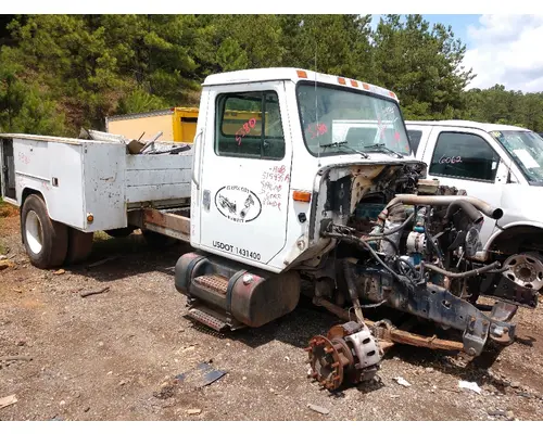 Spindle / Knuckle, Front INTERNATIONAL 4700 Crest Truck Parts