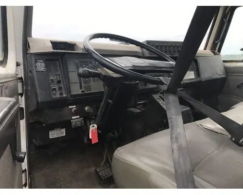 International 4800 Parts Unit