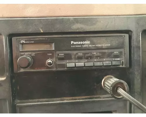 Radio International 4900 Vander Haags Inc Cb