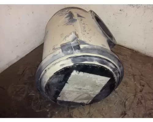 International 4900 Air Cleaner
