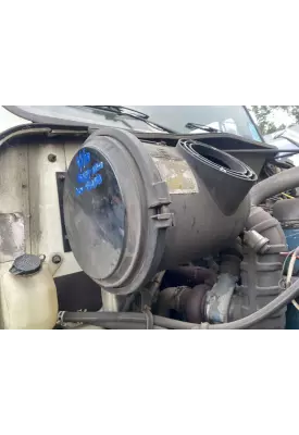 International 4900 Air Cleaner