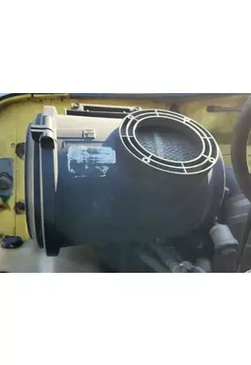 International 4900 Air Cleaner