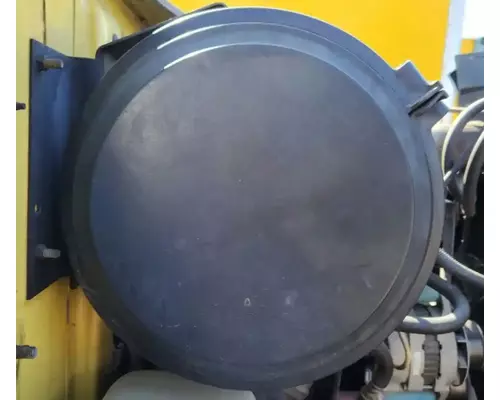 International 4900 Air Cleaner