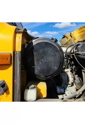 International 4900 Air Cleaner