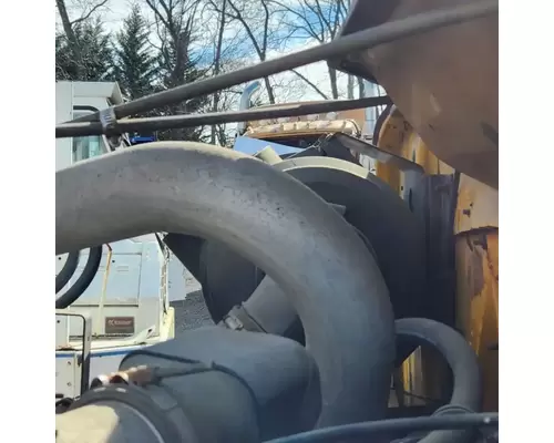 International 4900 Air Cleaner