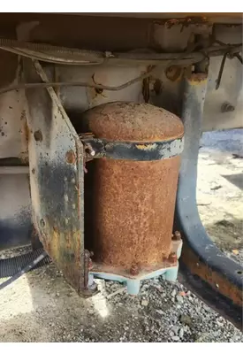 International 4900 Air Drier
