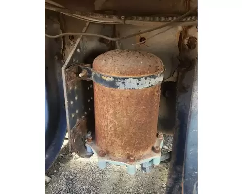 International 4900 Air Drier