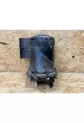 International 4900 Air Drier