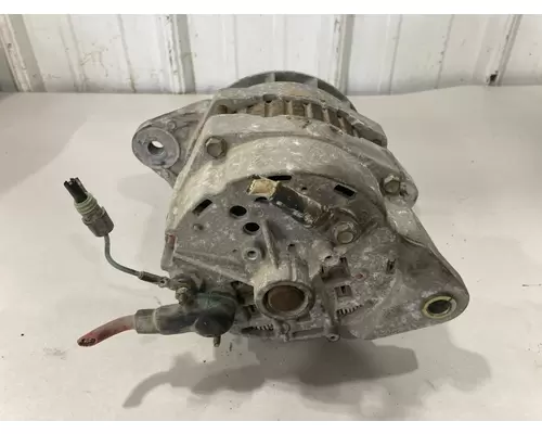 International 4900 Alternator