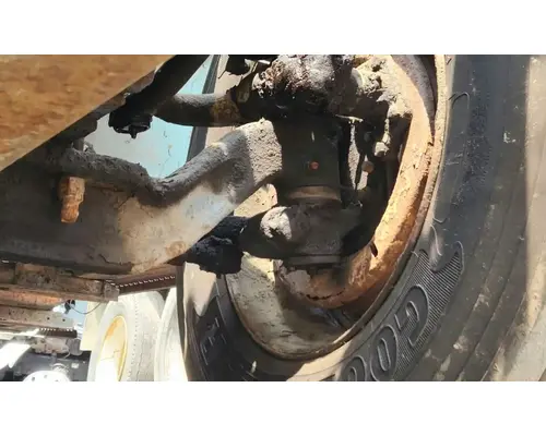 International 4900 Axle Assy, Fr (4WD)