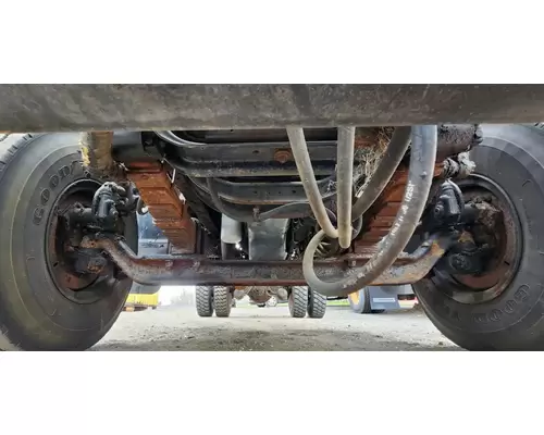 International 4900 Axle Assy, Fr (4WD)
