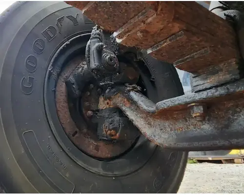 Axle Assembly, Front (Steer) International 4900 Complete Recycling Group LLC