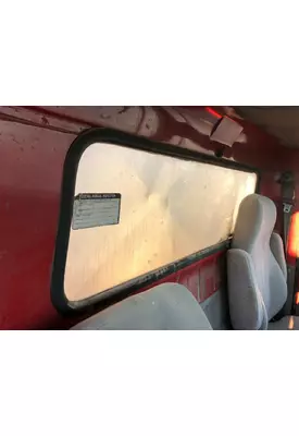 International 4900 Back Glass