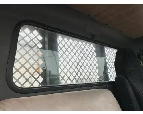 International 4900 Back Glass