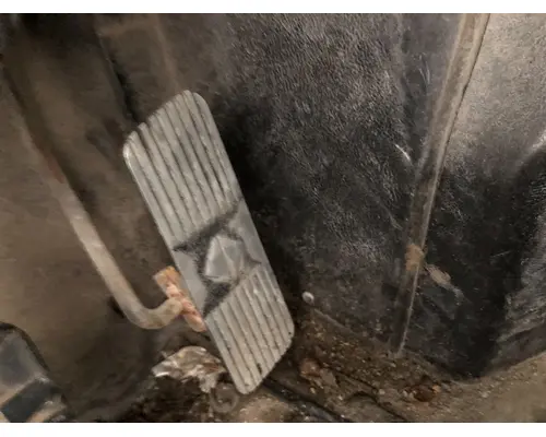 International 4900 Body, Misc. Parts