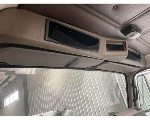 International 4900 Body, Misc. Parts