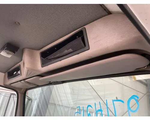 International 4900 Body, Misc. Parts