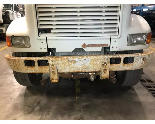 International 4900 Bumper Assembly, Front