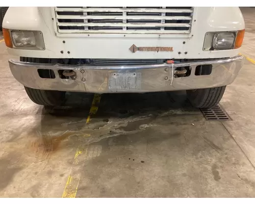 International 4900 Bumper Assembly, Front