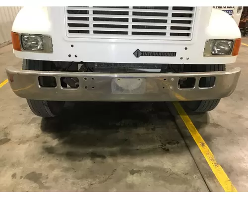 International 4900 Bumper Assembly, Front