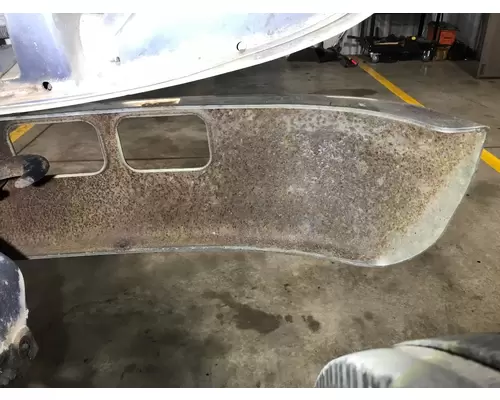 International 4900 Bumper Assembly, Front