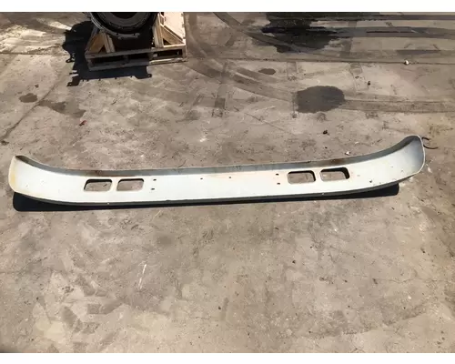 International 4900 Bumper Assembly, Front