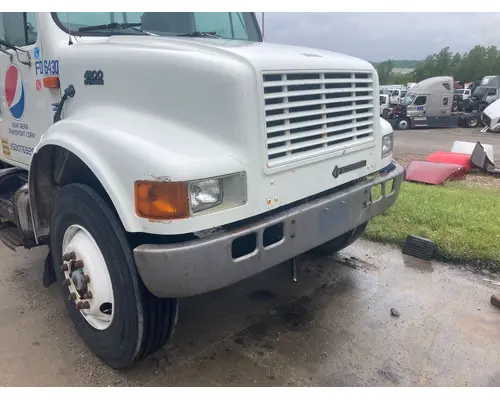 International 4900 Bumper Assembly, Front