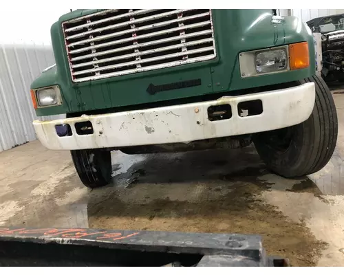 International 4900 Bumper Assembly, Front