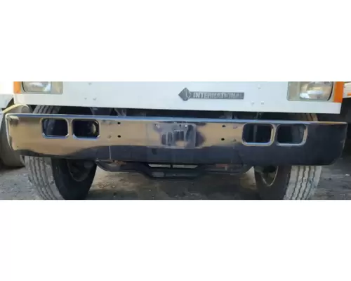 International 4900 Bumper Assembly, Front