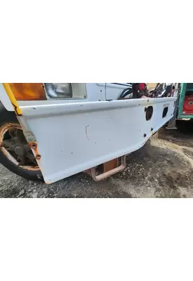 International 4900 Bumper Assembly, Front