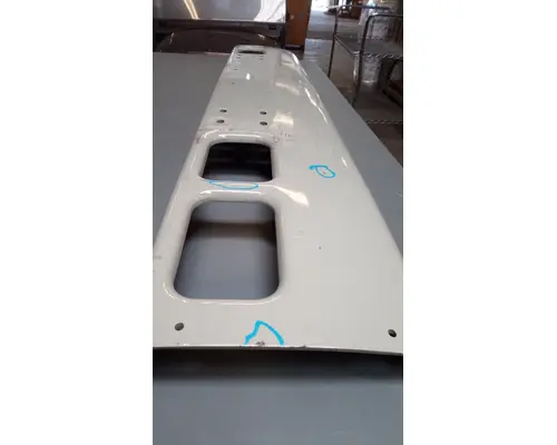 Bumper Assembly, Front INTERNATIONAL 4900 Marshfield Transportation Products