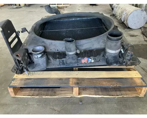 International 4900 Cooling Assembly. (Rad., Cond., ATAAC)