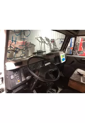 International 4900 Dash Assembly