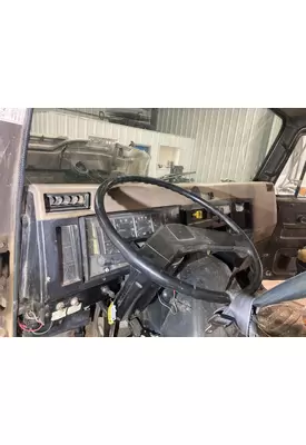 International 4900 Dash Assembly