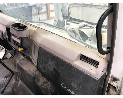 International 4900 Dash Assembly