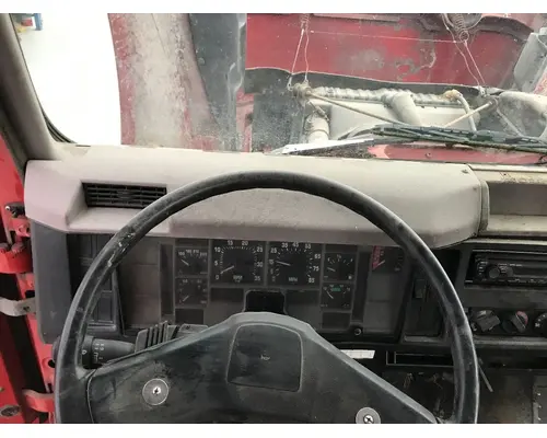 International 4900 Dash Assembly