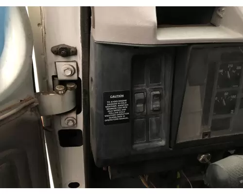 International 4900 Dash Assembly