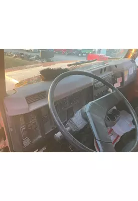 International 4900 Dash Assembly