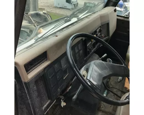 International 4900 Dash Assembly