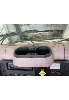 International 4900 Dash Assembly