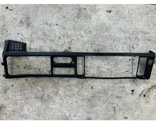 International 4900 Dash Assembly