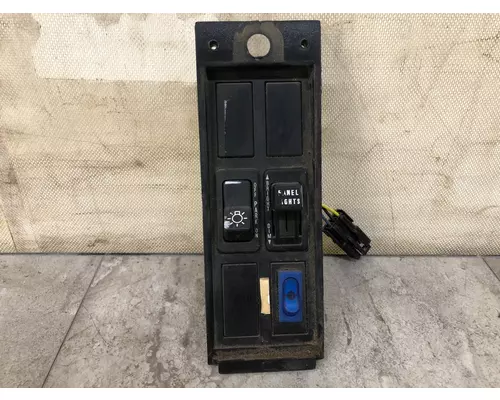 Dash Panel International 4900 Vander Haags Inc Cb