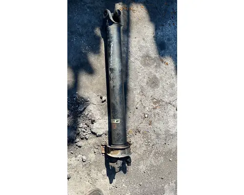 Drive Shaft, Rear INTERNATIONAL 4900 Usa Trade &amp; Exports Inc